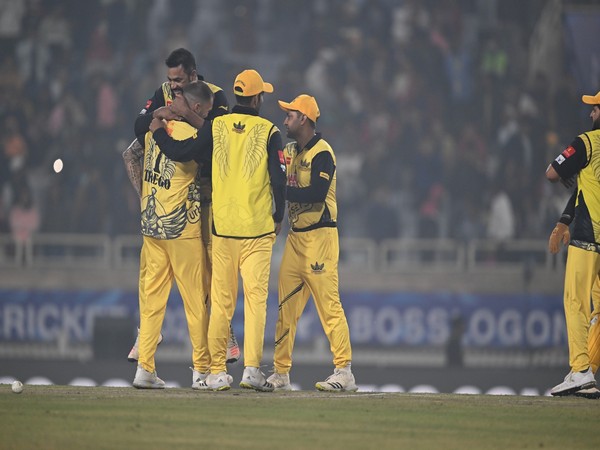 Urbanrisers Hyderabad celebrating after beating India Capitals during Legends League Cricket (Image: LLC)