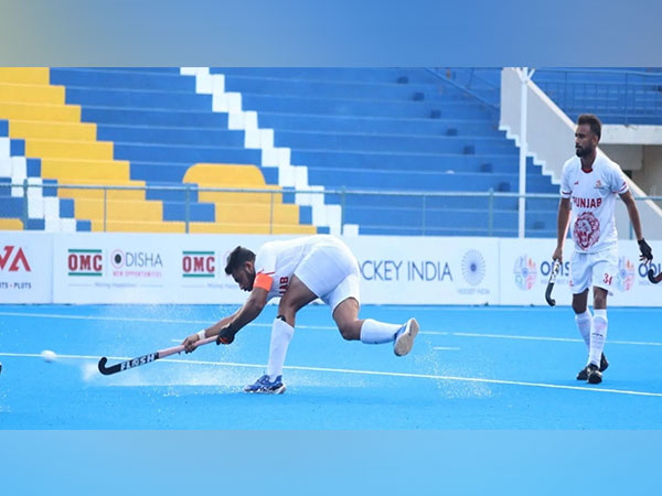 Hockey players in action (Photo: Hockey India)